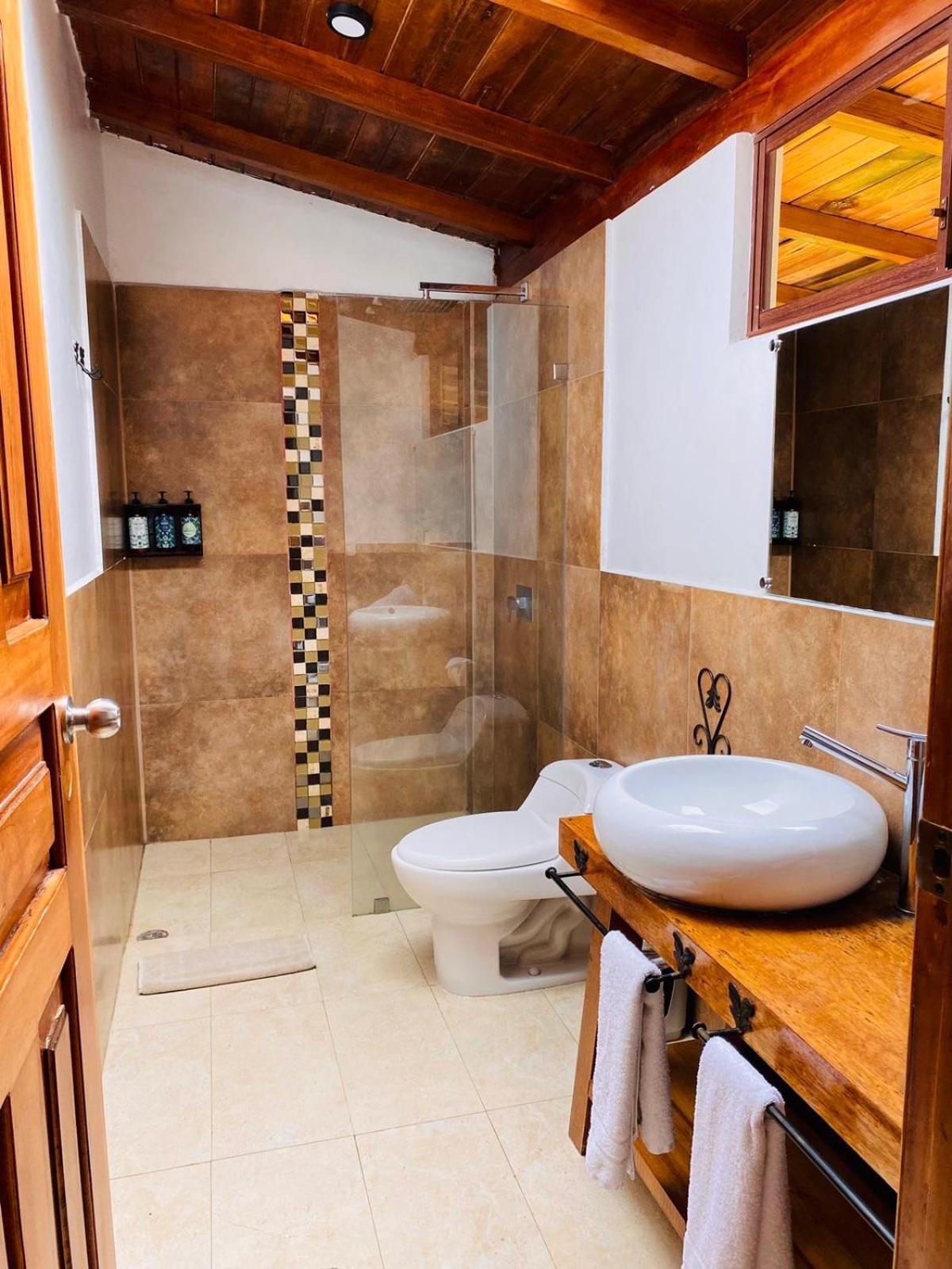 Piripe Wellness Lodge Pacto Kültér fotó